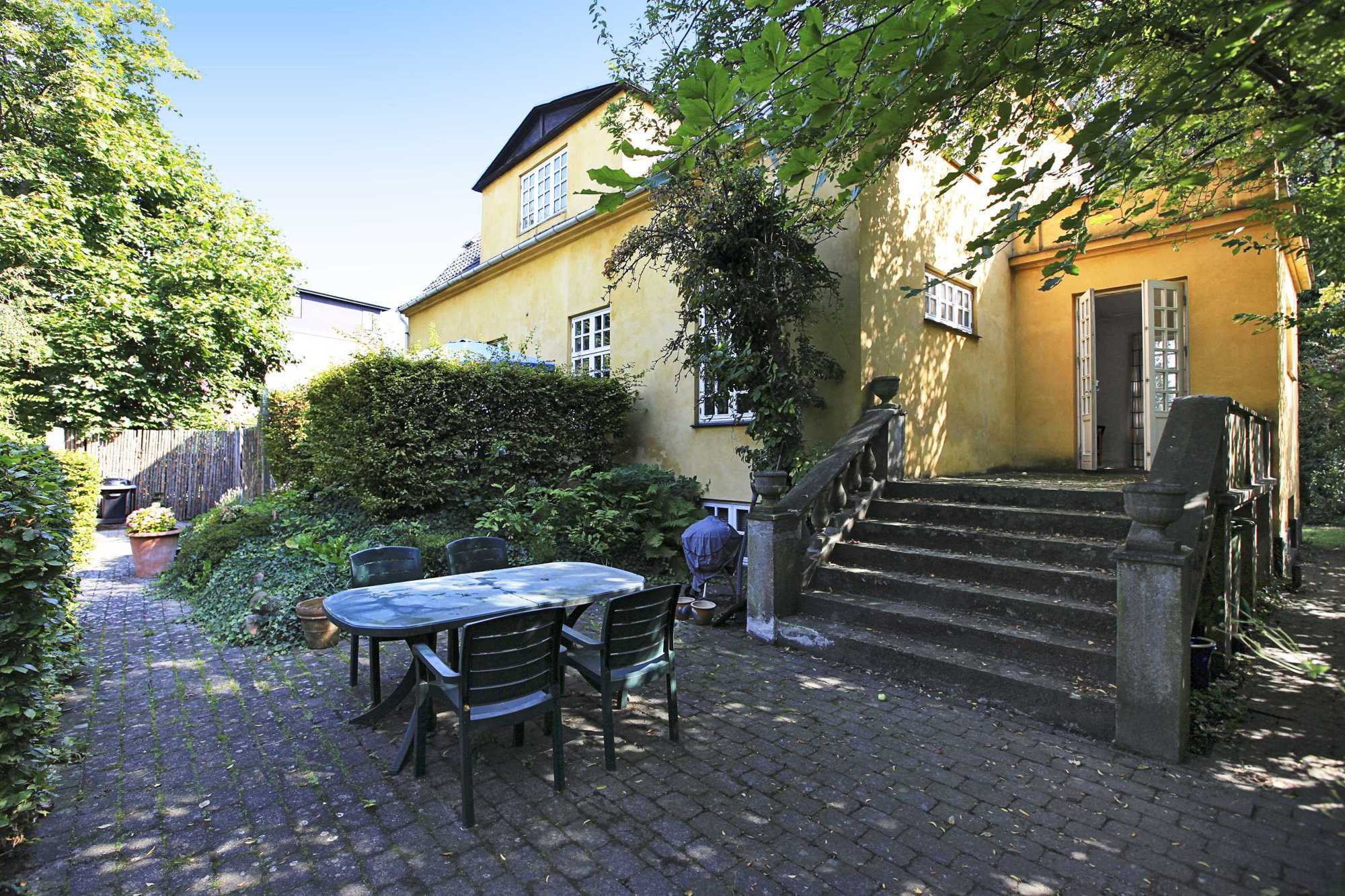 Kirkebro 10, 7150 Barrit