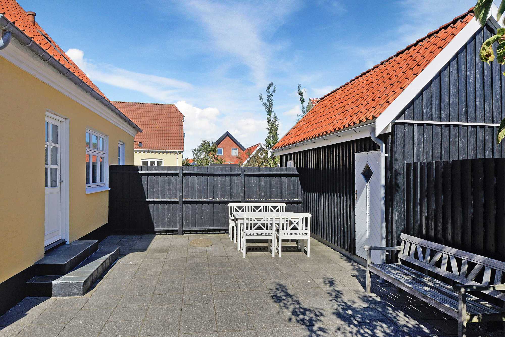 Kirkebro 10, 7150 Barrit