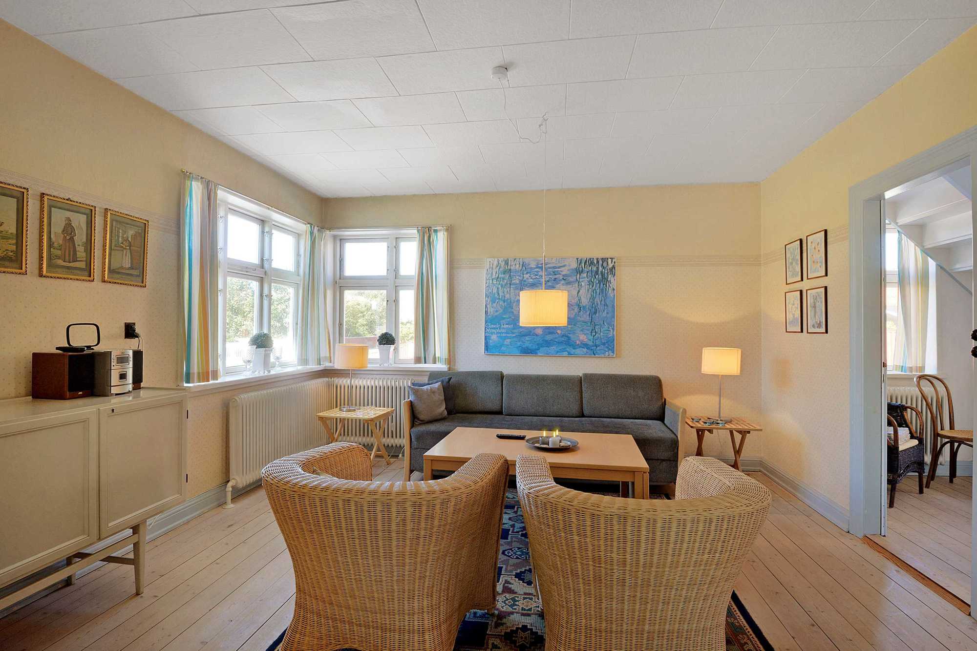 Kirkebro 10, 7150 Barrit