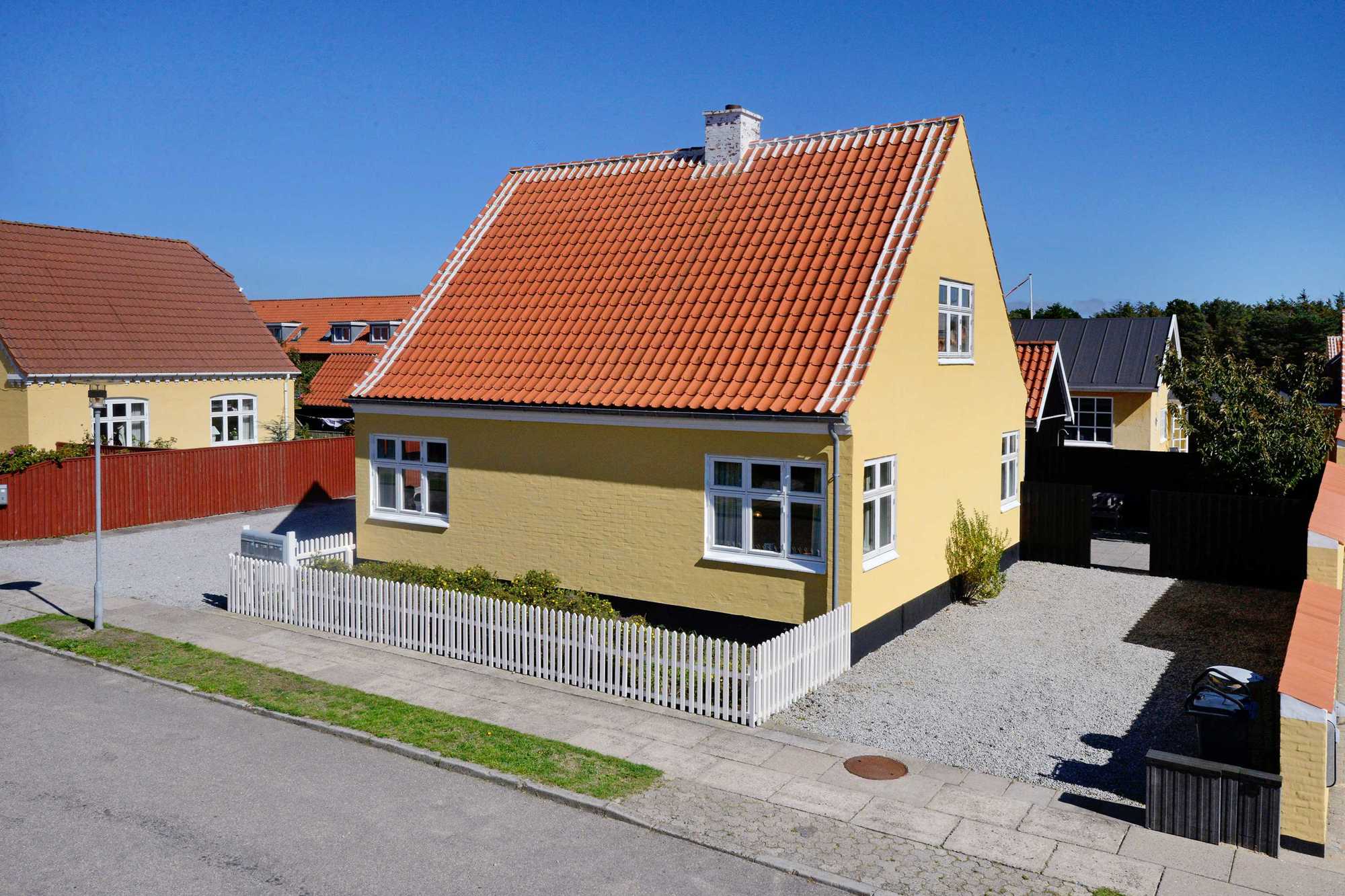Kirkebro 10, 7150 Barrit