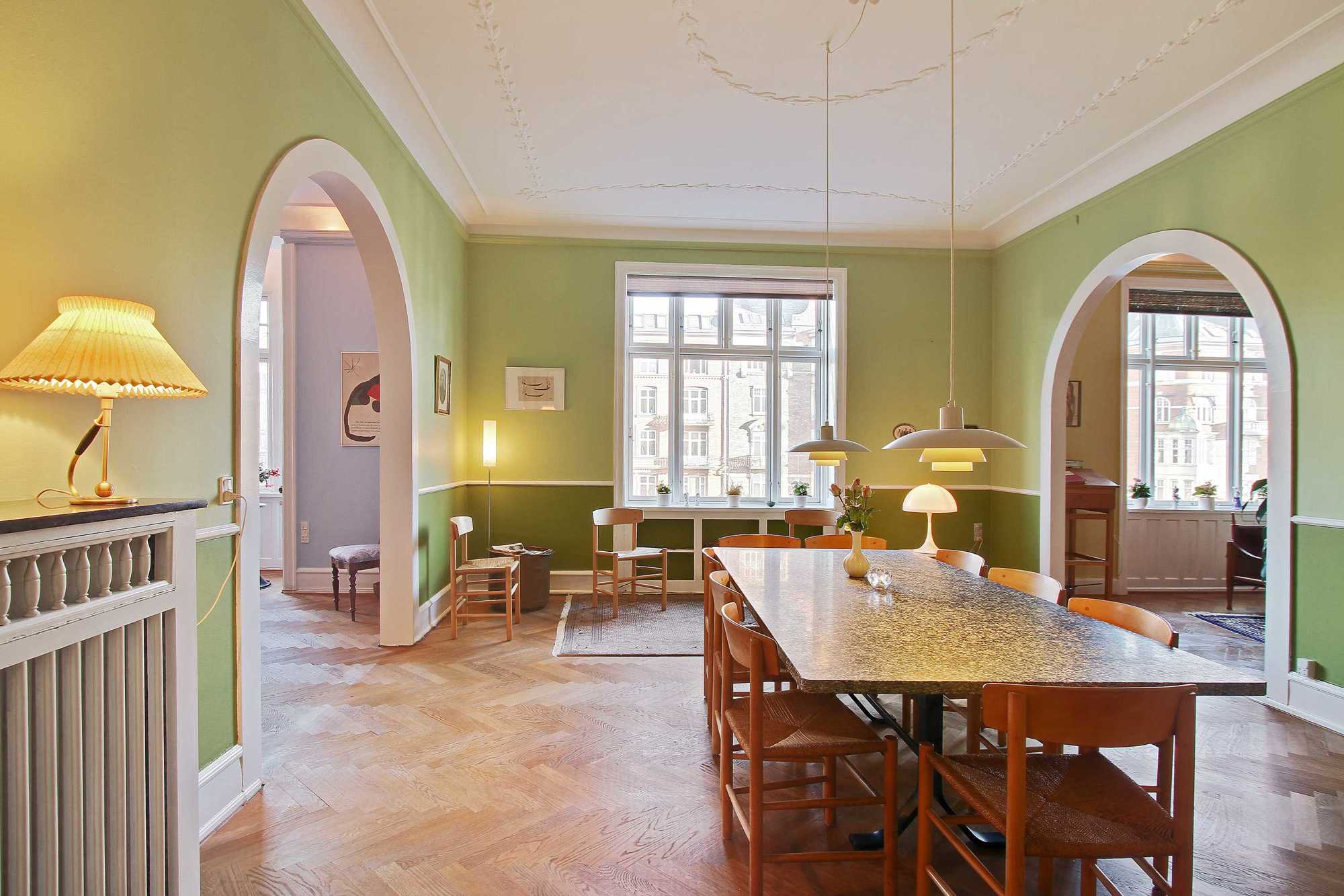 H. C. Andersens Boulevard 42, 2. th., 1553 København V