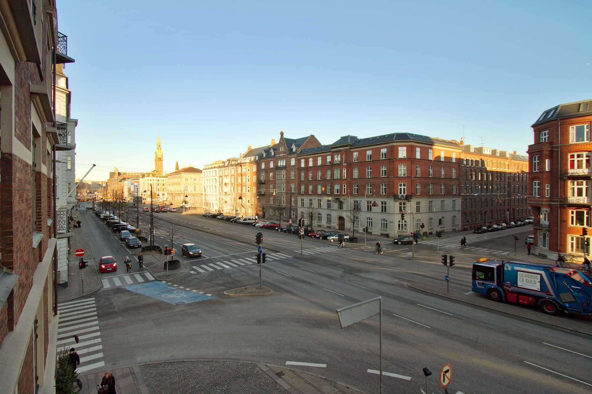 H. C. Andersens Boulevard 42, 2. th., 1553 København V